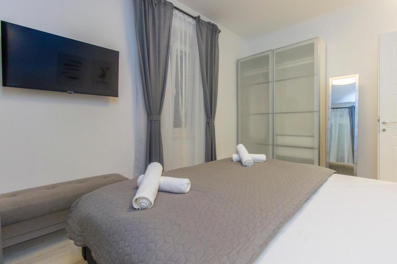 Apartment Ena ,City Center Šibenik Esterno foto