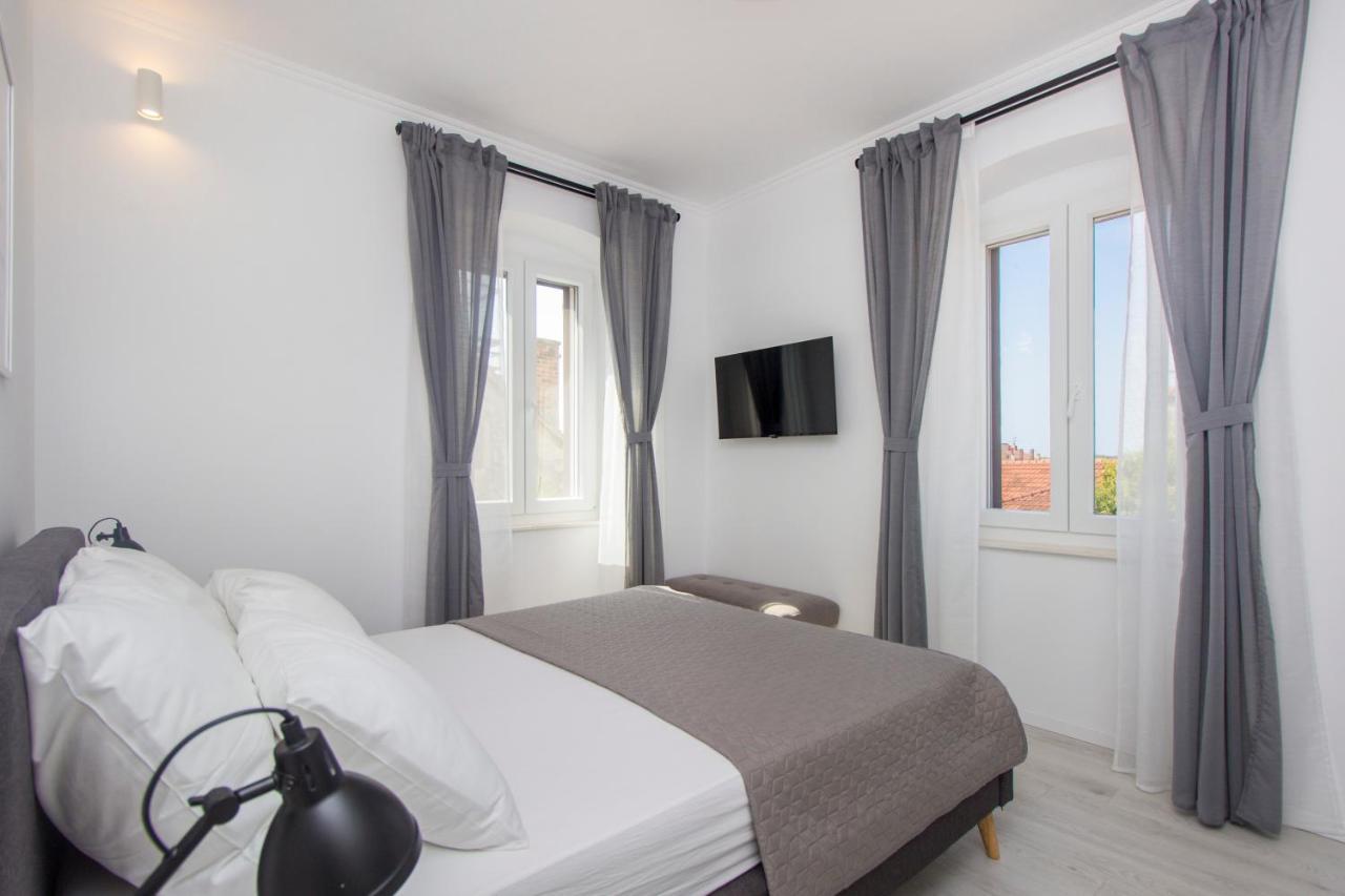 Apartment Ena ,City Center Šibenik Esterno foto